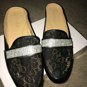 Black lace slides